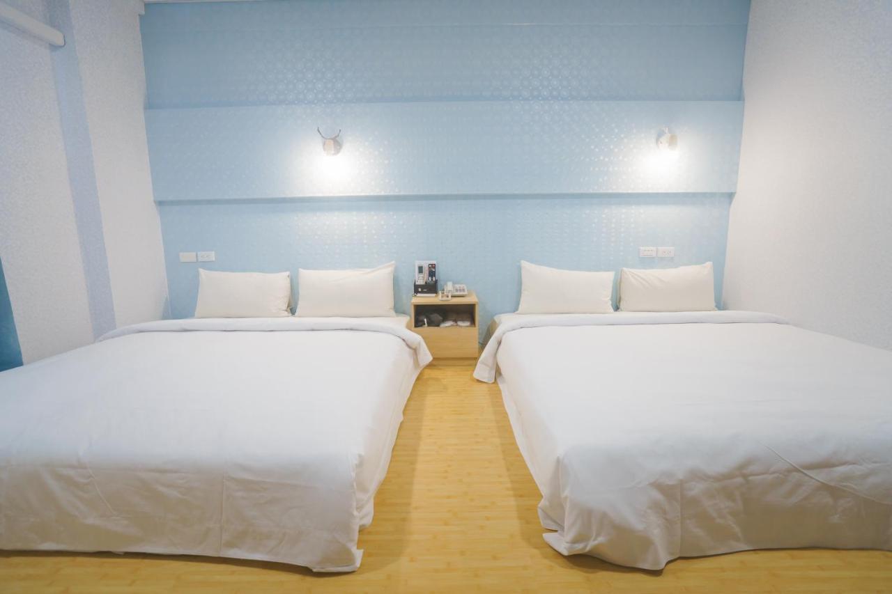 The Riverside Hotel Fashion Kaohsiung Exterior photo